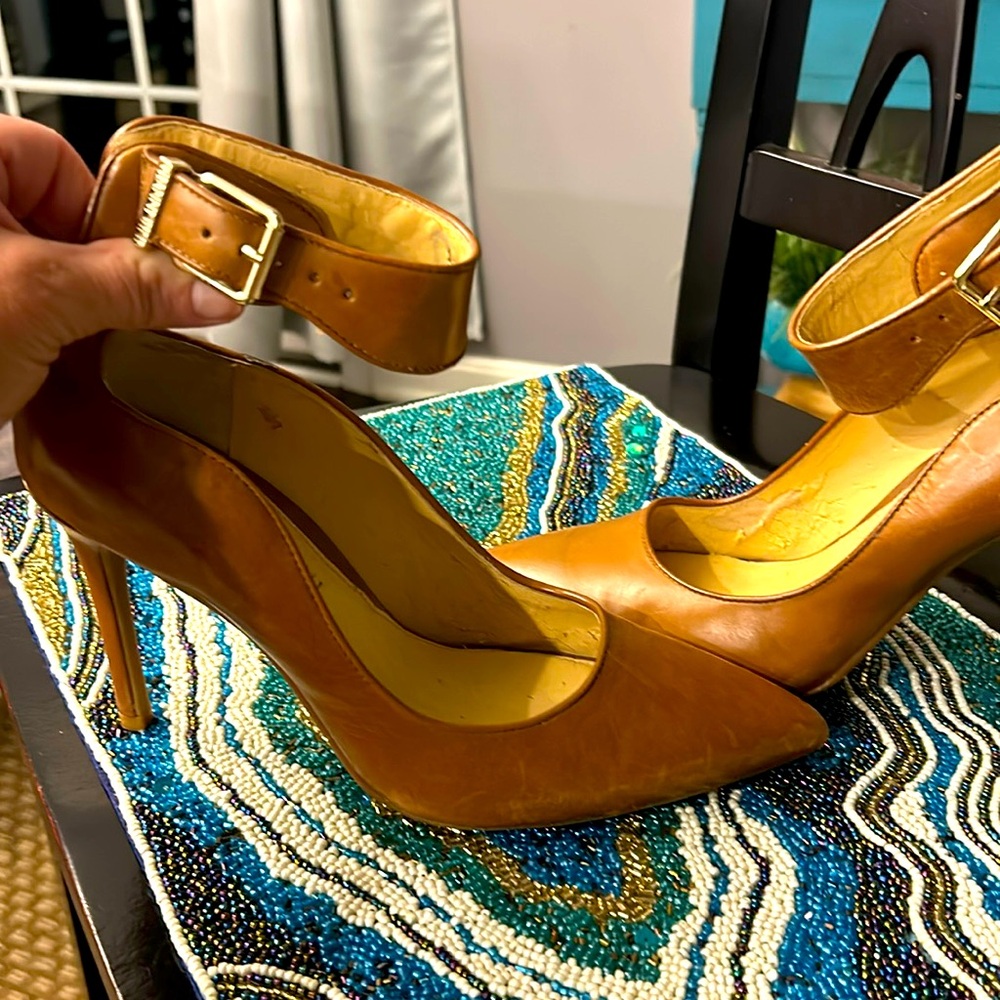 Gianni Bini heels size 8